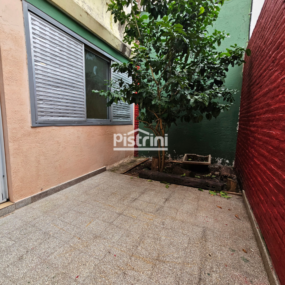 San Luis 2435