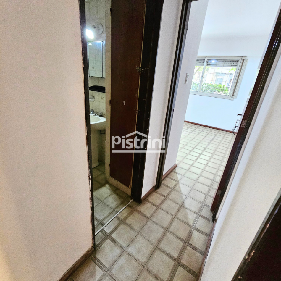 Balcarce 1438