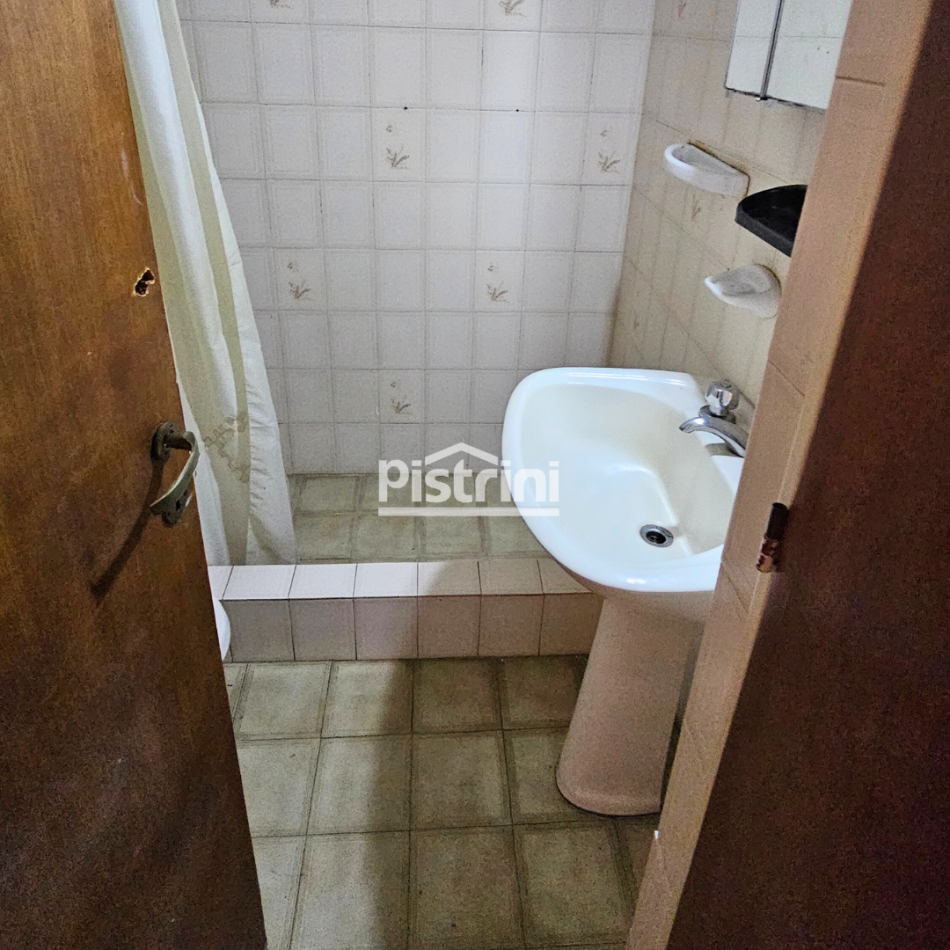Balcarce 1438