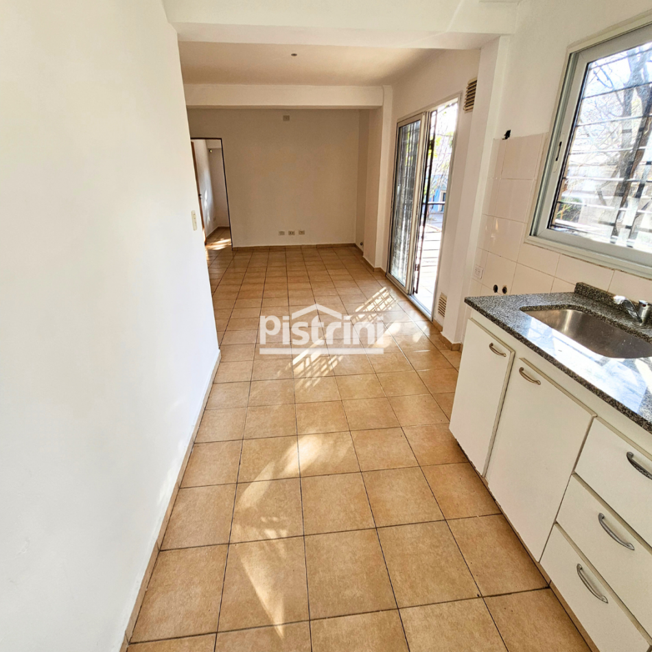 Balcarce 3058