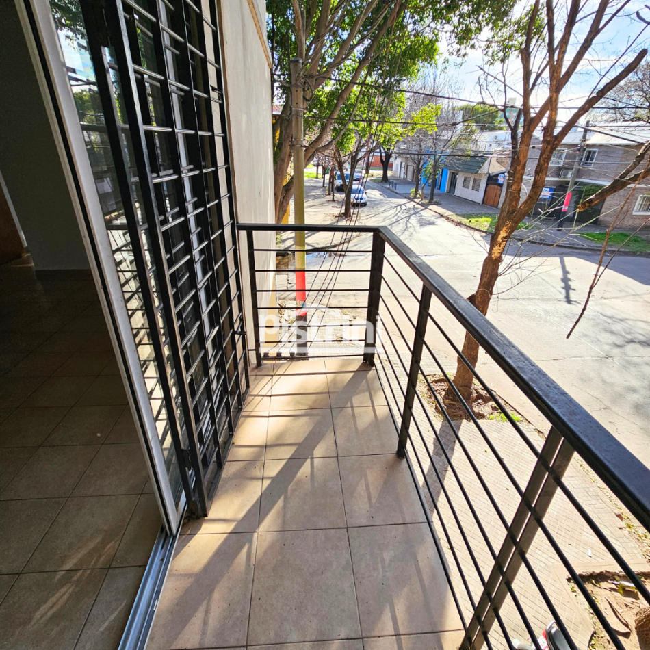Balcarce 3058