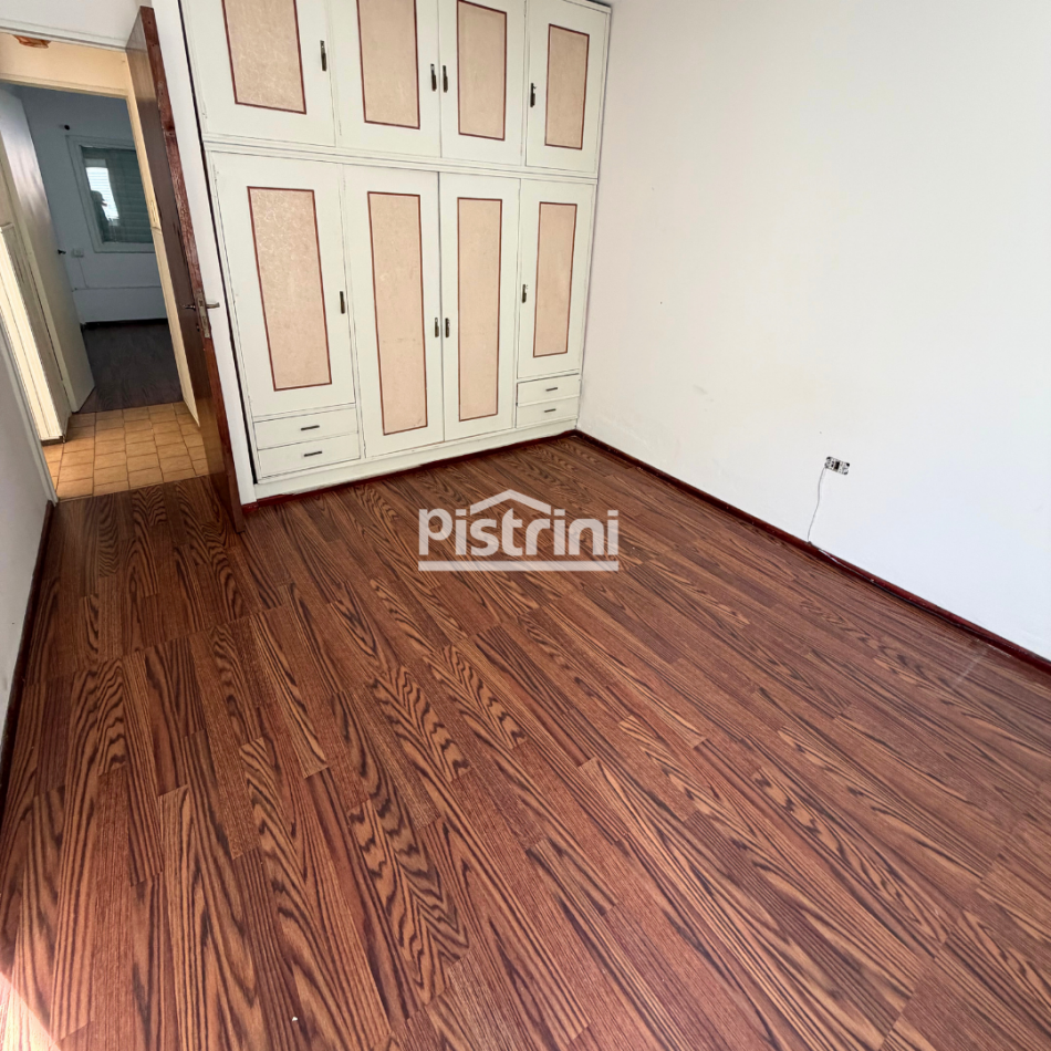 ESTEBAN DE LUCA 1322