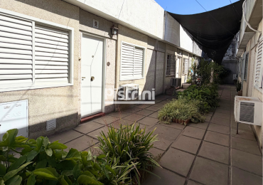 ESTEBAN DE LUCA 1322